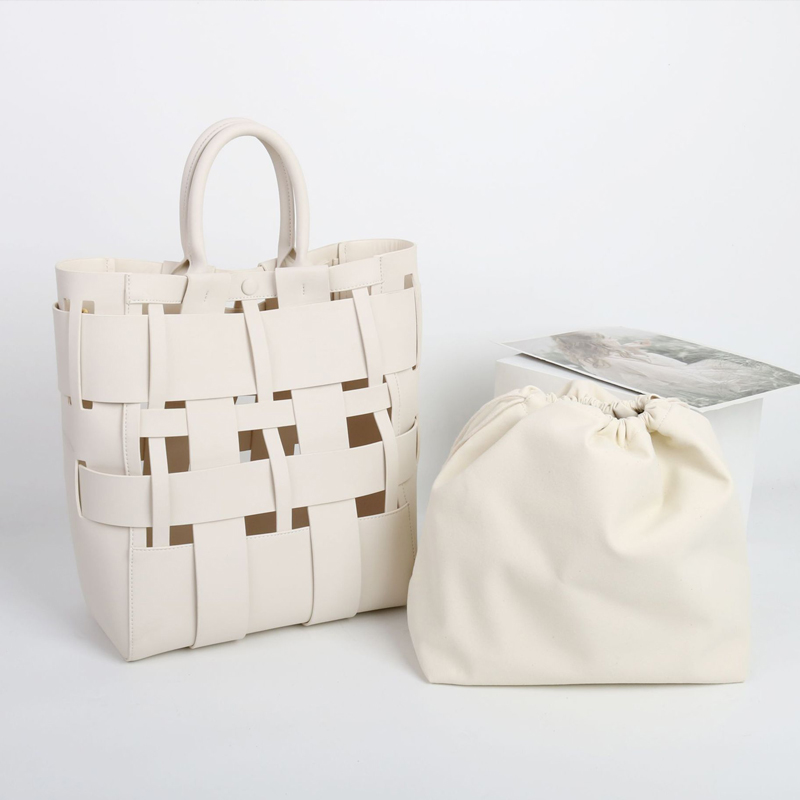 CUSTOM Initials ของแท้หนัง Tot - Luxury Bags Tote บทวิจารณ์และราคา